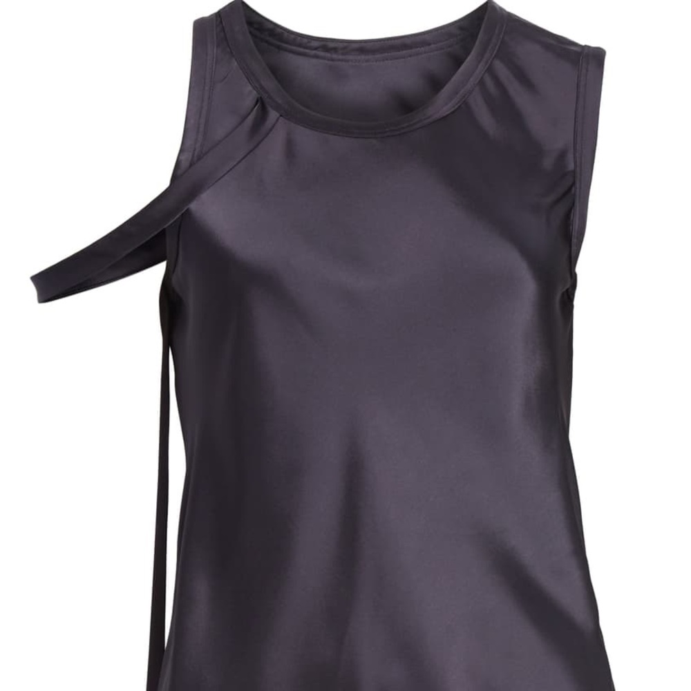 SHIPPED TO SELL AT THE REAL REAL! - Picture 2 of 11